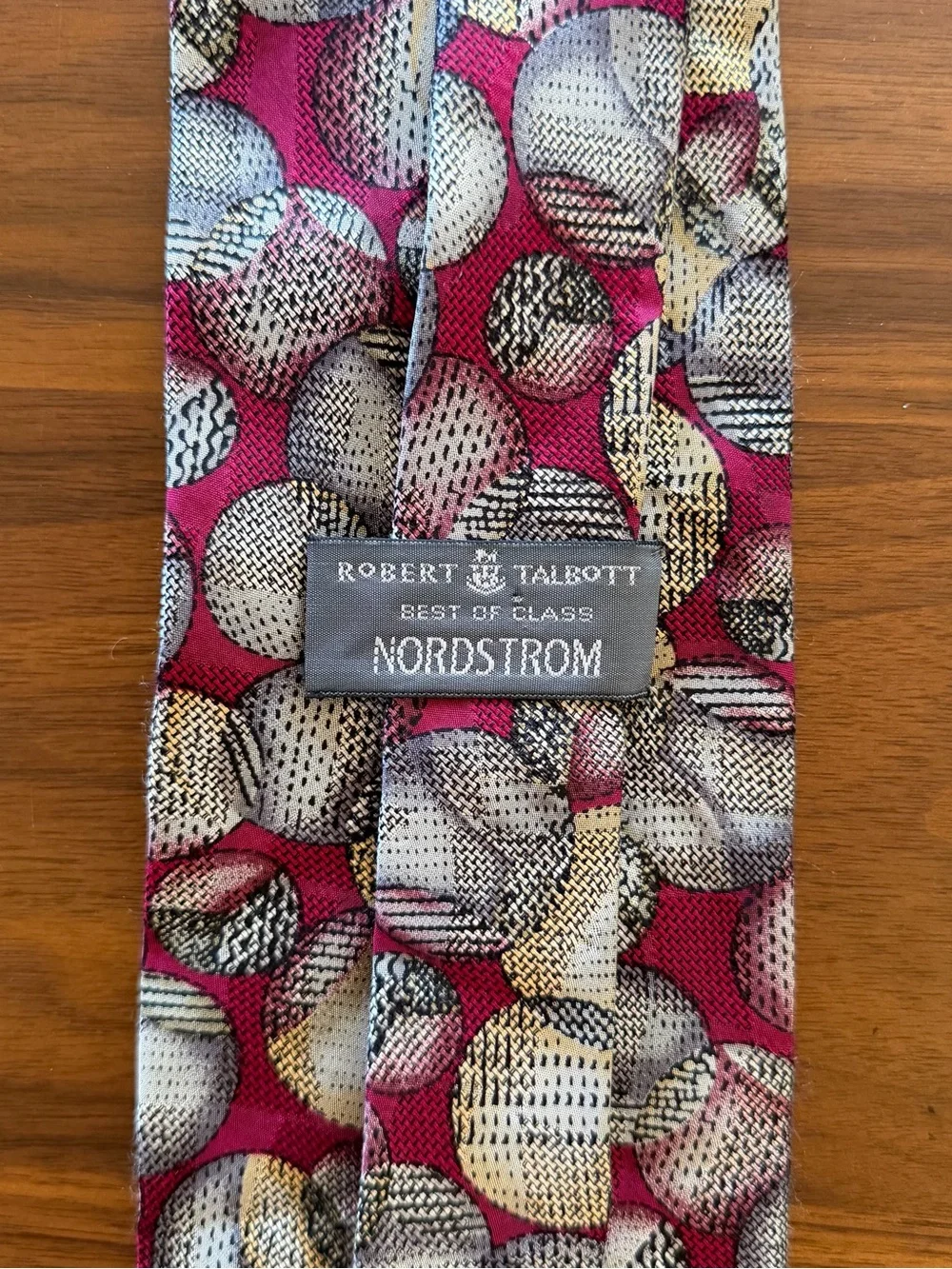 Robert Talbott Men's Tie in Magenta with Silver and Gray Circles